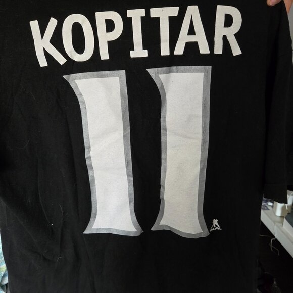 Men's Size Large LA Kings T-Shirt - Picture 3 of 3